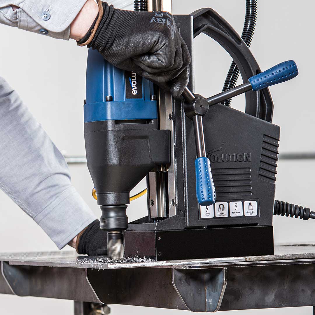 Evolution S28MAG: 1-1/8 in. Magnetic Drill With Carry Case - Image 12